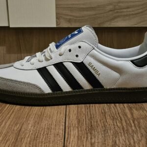 Adidas Sneakers 1
